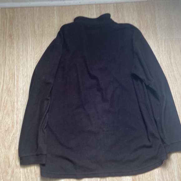 Quechua Men's Hiking Fleece Size Medium - Picture 5 of 5